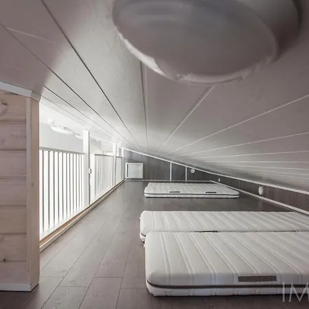 Kustavin Lootholma * クスタビ