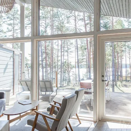 Kustavin Lootholma Daire Kustavi