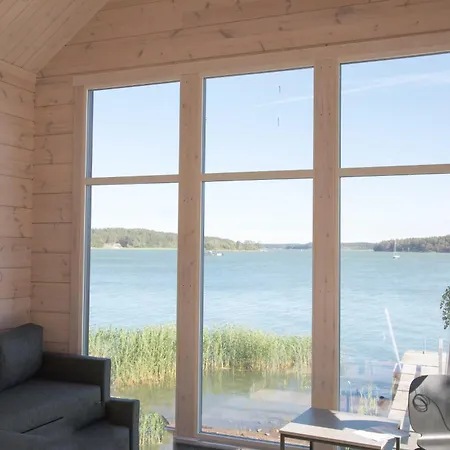 Kustavin Lootholma アパート *