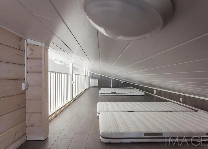 Kustavin Lootholma * 库斯塔维