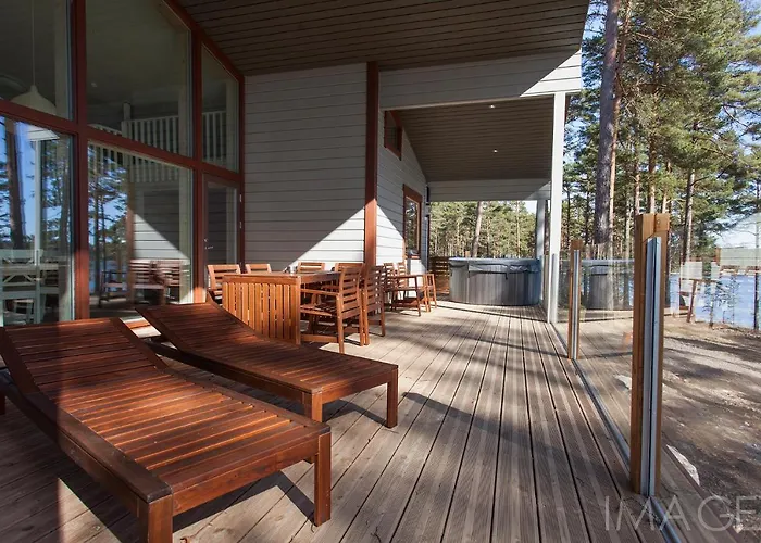 Kustavin Lootholma 公寓