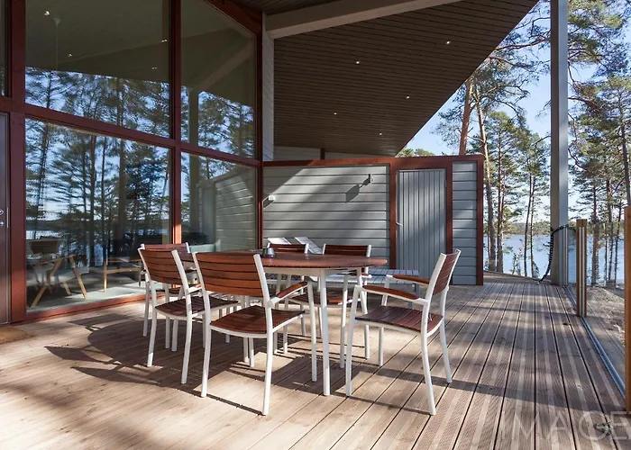 Kustavin Lootholma شقة