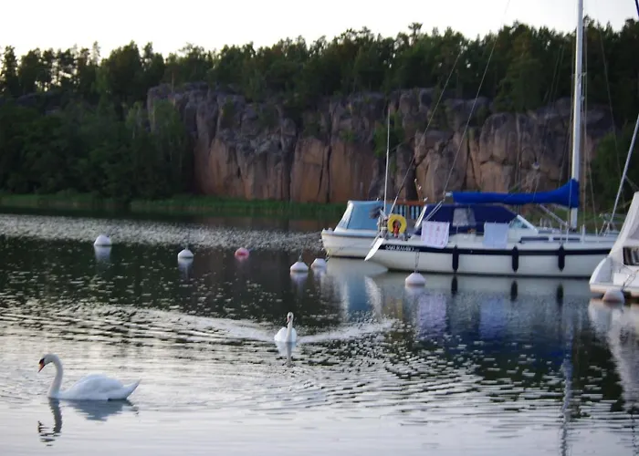 Kustavin Lootholma * 库斯塔维