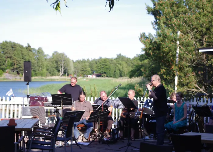 Kustavin Lootholma *